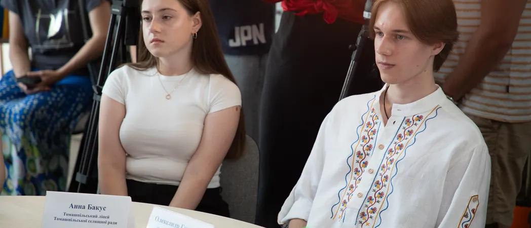 зустріч з випускниками