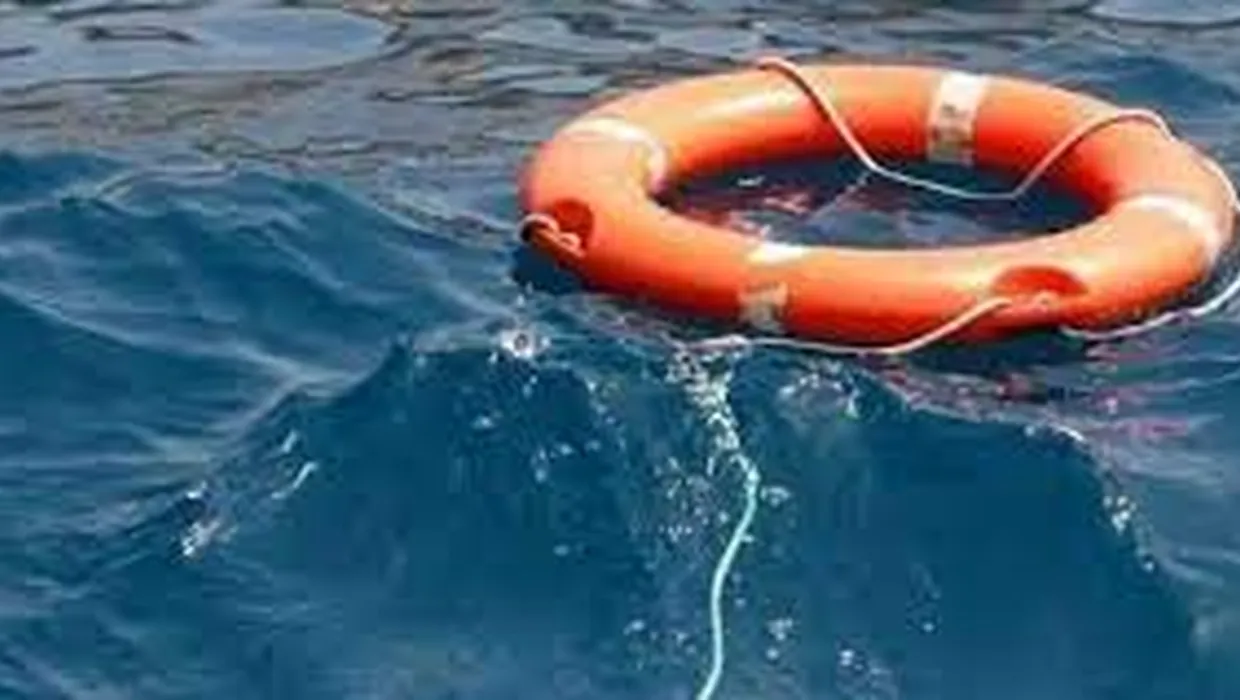 Основні правила безпечної поведінки на воді та біля води Основні правила безпечної поведінки на воді та біля води