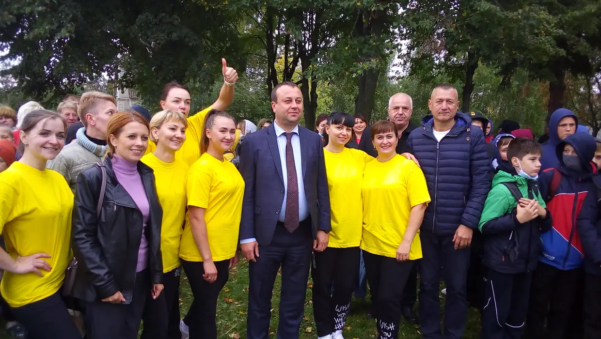 ГРОМАДА ДОЛУЧИЛАСЯ ДО ДЕРЖАВНОЇ ПРОГРАМИ «ЗДОРОВА УКРАЇНА» ГРОМАДА ДОЛУЧИЛАСЯ ДО ДЕРЖАВНОЇ ПРОГРАМИ «ЗДОРОВА УКРАЇНА»