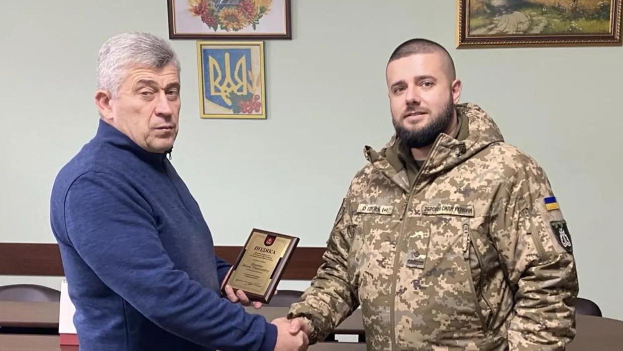 Допомагатимемо до Перемоги! Допомагатимемо до Перемоги!