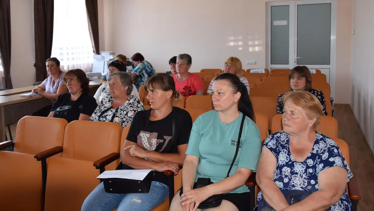 Виробнича нарада соціальних робітників Виробнича нарада соціальних робітників
