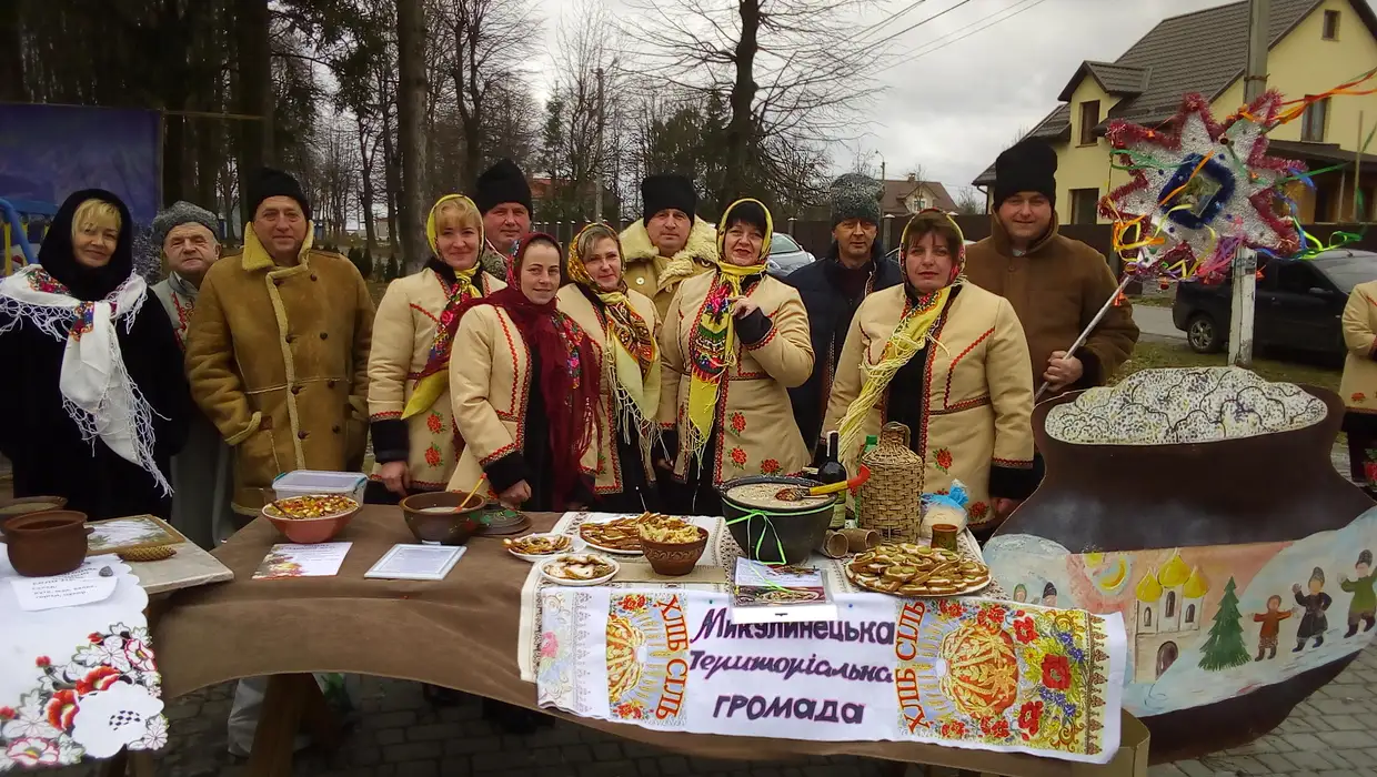 ПРОВЕЛИ ЗИМОВИЙ ФЕСТИВАЛЬ «ЯКУШИНЕЦЬКІ ПОКОЛЯДИНИ» ПРОВЕЛИ ЗИМОВИЙ ФЕСТИВАЛЬ «ЯКУШИНЕЦЬКІ ПОКОЛЯДИНИ»