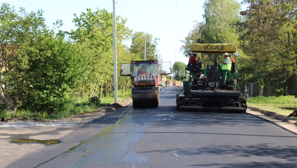 ПРО ПОТОЧНУ СИТУАЦІЮ ІЗ АСФАЛЬТУВАННЯМ ДОРІГ У ЯКУШИНЕЦЬКІЙ ОТГ