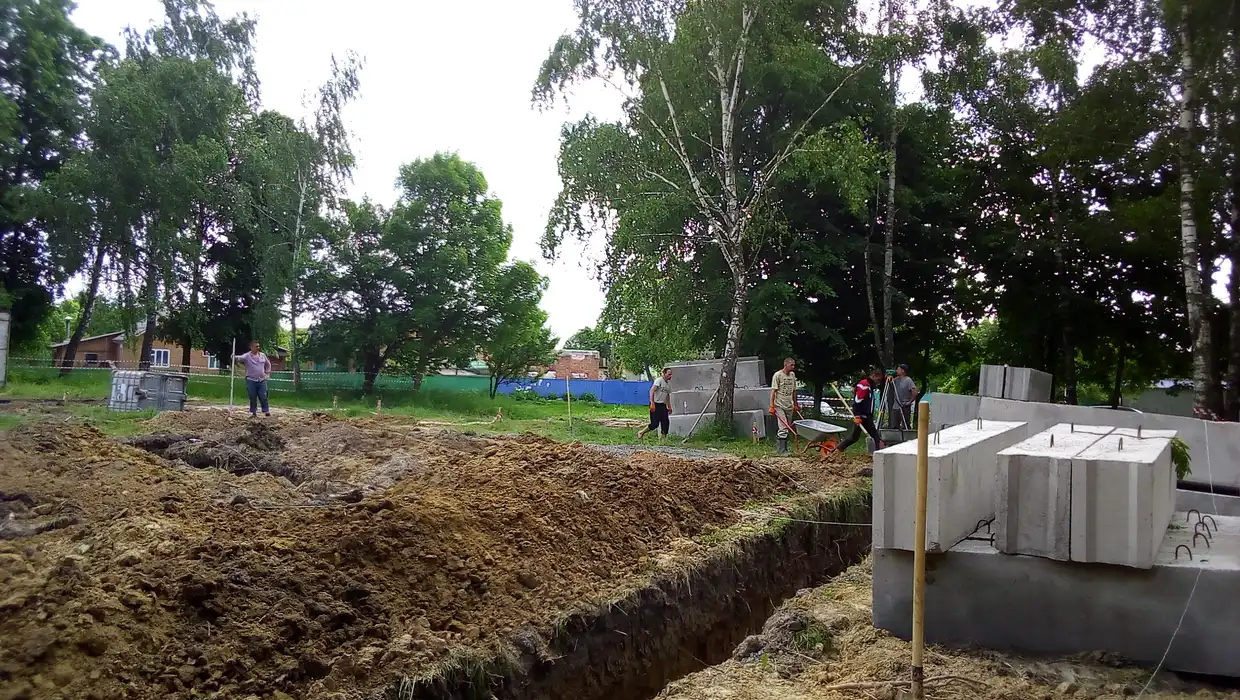 ТРИВАЄ БУДІВНИЦТВО НОВОЇ АМБУЛАТОРІЇ В ДАШКІВЦЯХ ТРИВАЄ БУДІВНИЦТВО НОВОЇ АМБУЛАТОРІЇ В ДАШКІВЦЯХ