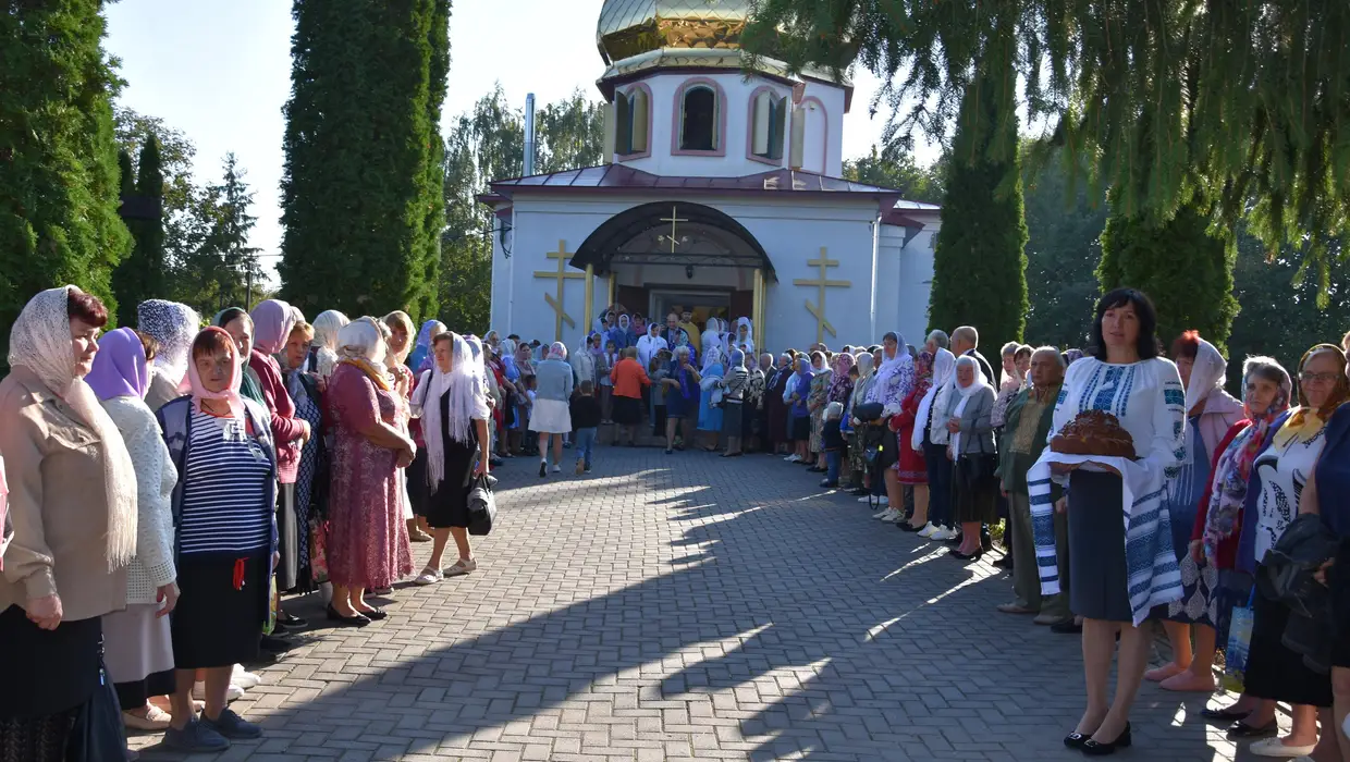 Просили в Бога миру для України