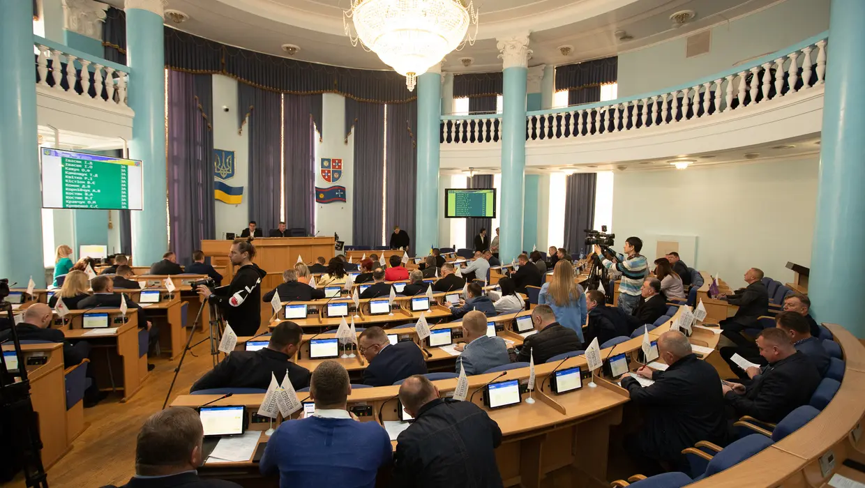 Обласна Рада ухвалила рішення щодо діяльності на Вінниччині церков у єдності з московським патріархатом Обласна Рада ухвалила рішення щодо діяльності на Вінниччині церков у єдності з московським патріархатом