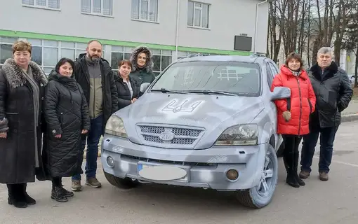 Авто для ЗСУ – за кошти працівників сільської ради